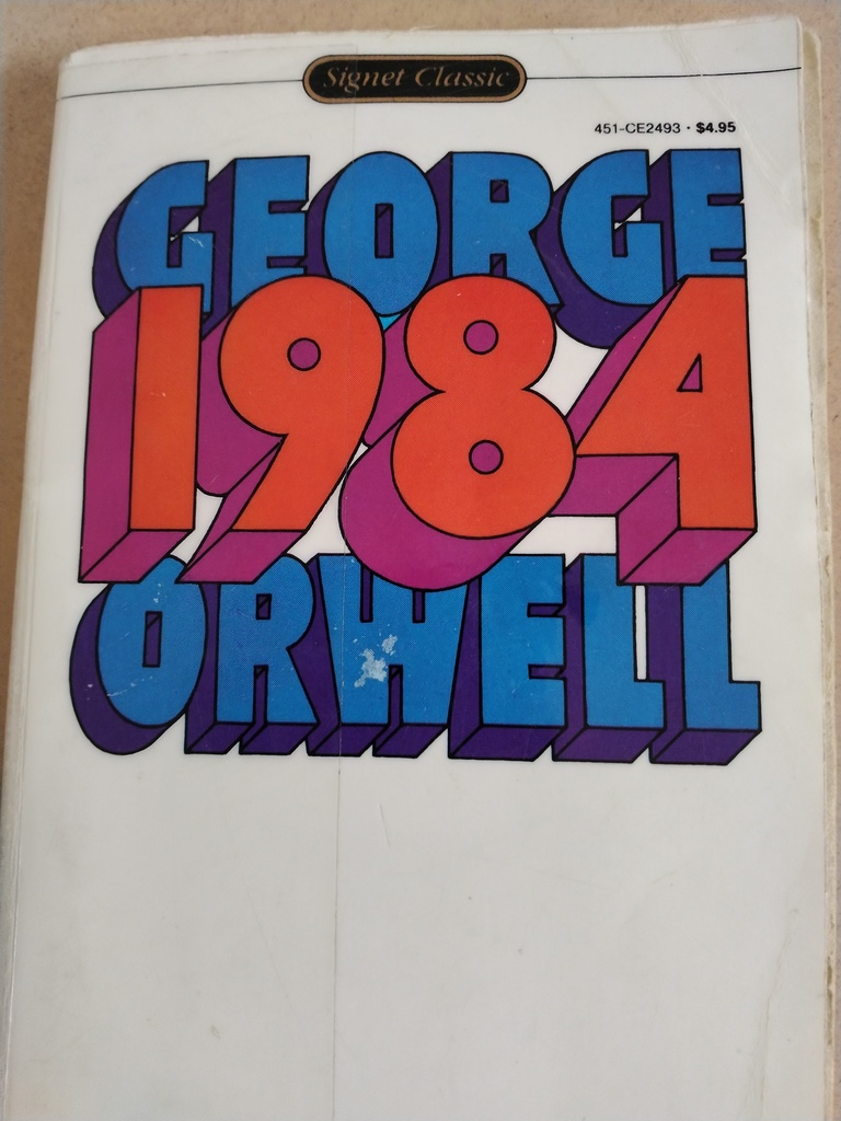 book cover of 1984 by Orwell
